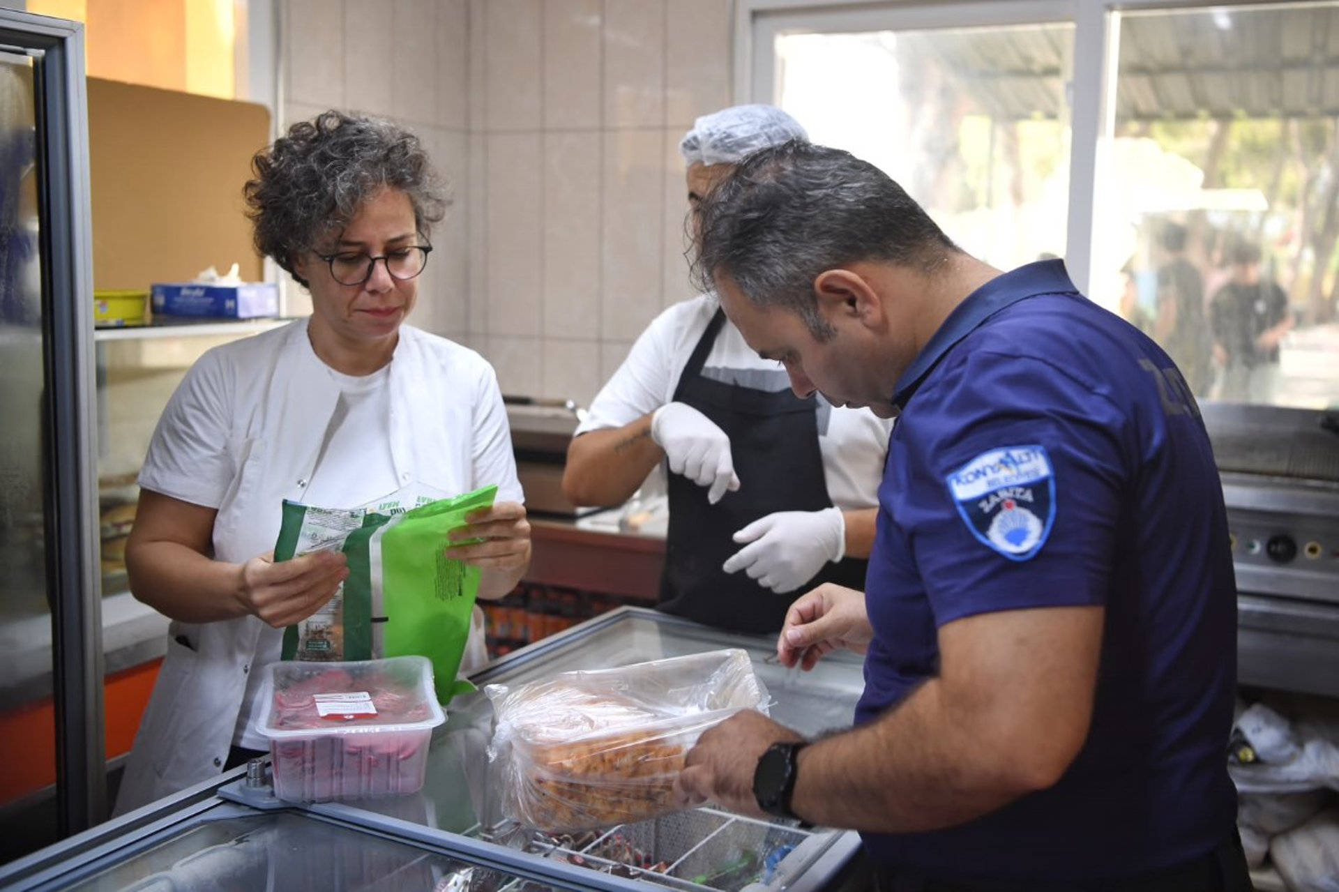 Konyaaltı'ndaki okul kantinlerine sıkı denetim